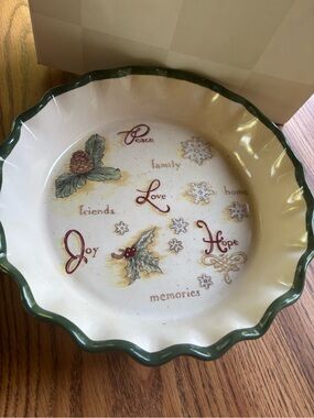 Russ Cream Ceramic Hokiday Serving Bowl with Brand Marking